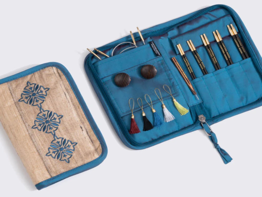 set ferri lantern moon charm